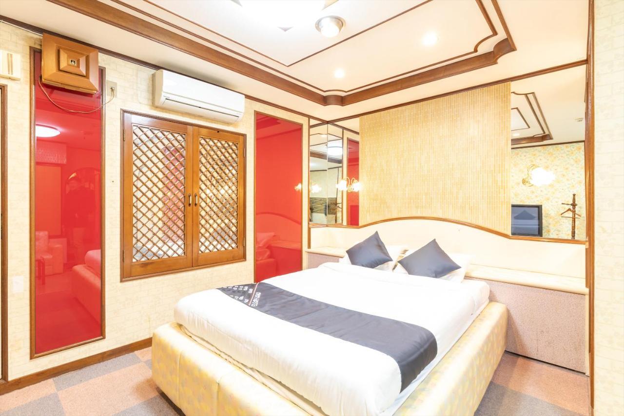 Oyo Hotel Tatsuyoshi Sennan Misakimachi Tannowa Ngoại thất bức ảnh